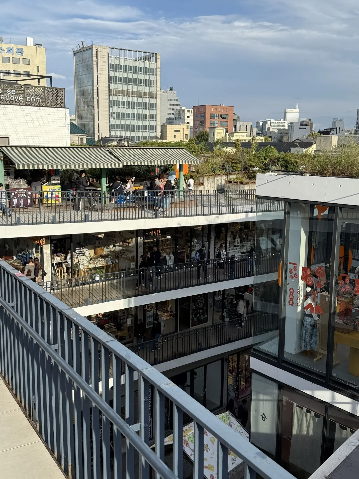 Insadong shops